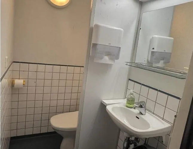 旅馆 Hmi Smart Group 667 *